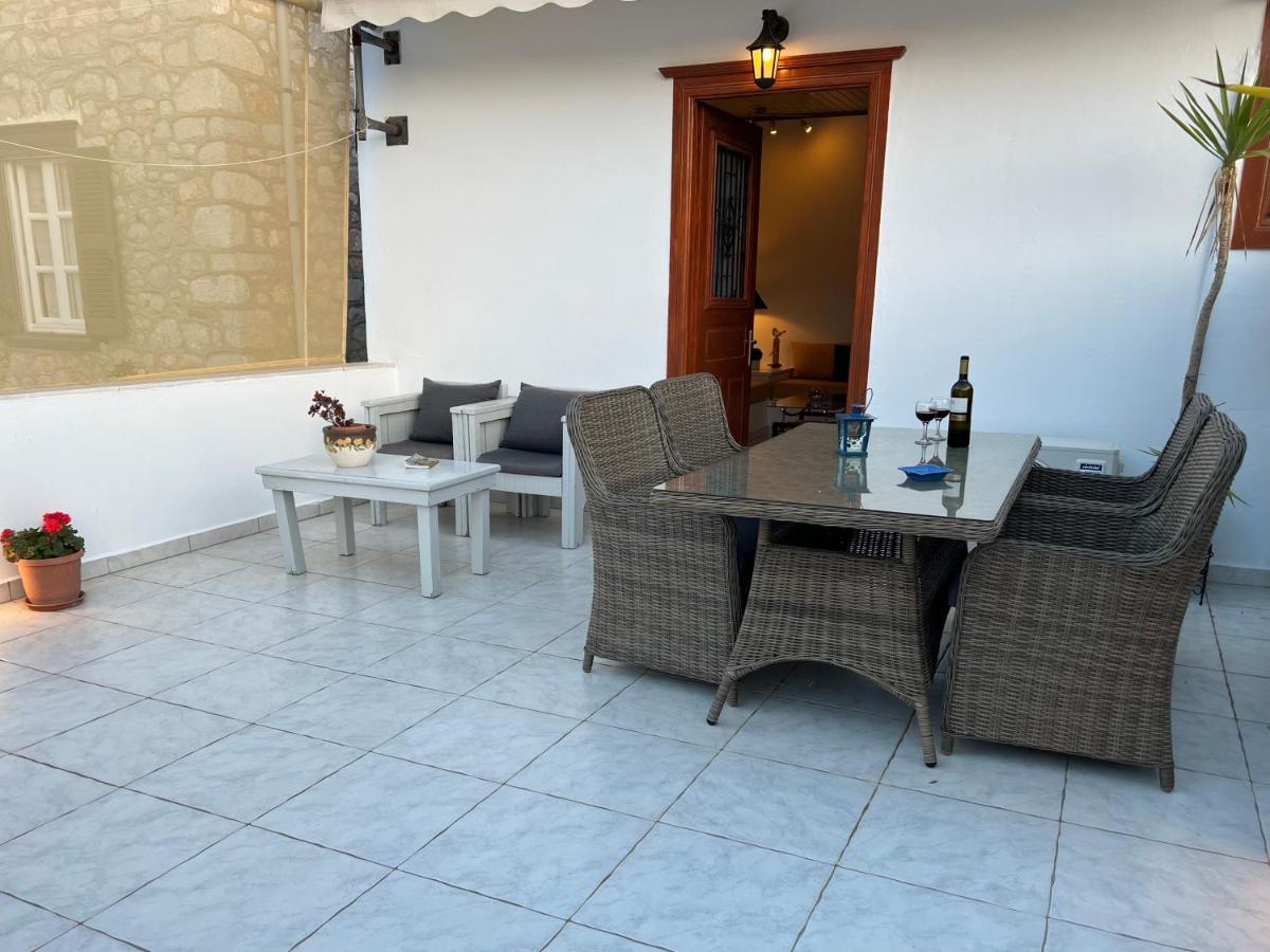Apartment Perakis
