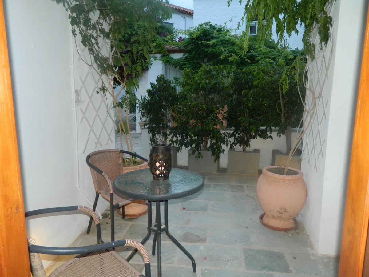 Apartment Perakis Hydra (Saronic Islands)
